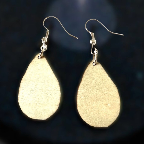 ⭐️ 5 for $25 Bohemian Wood Abstract Teardrop Hoop Fashion Earrings - Picture 3 of 7